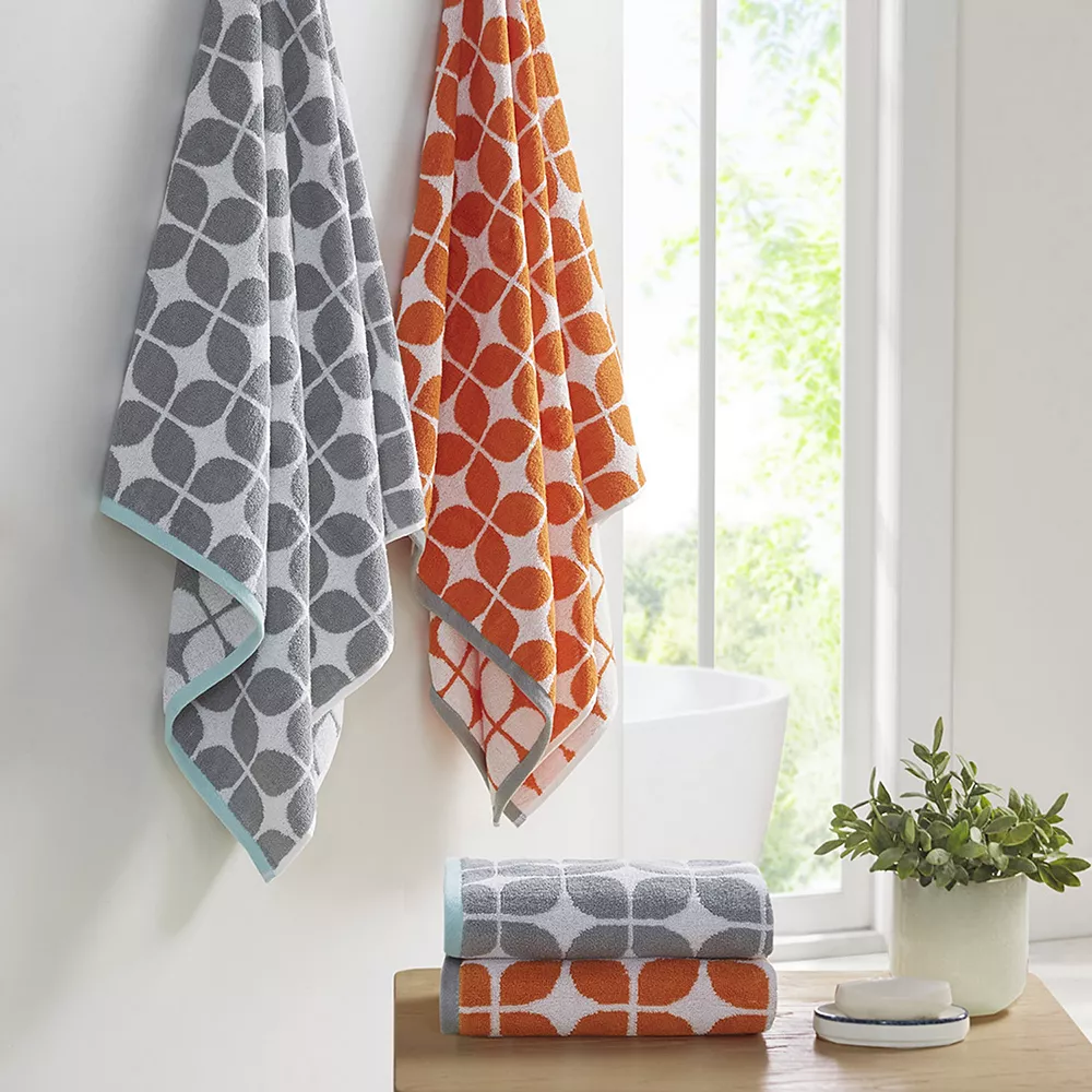 Intelligent Design 6-Piece Elena Cotton Jacquard Bath Towel Set 5 Intelligent Design 6-Piece Elena Cotton Jacquard Bath Towel Set - Image 3