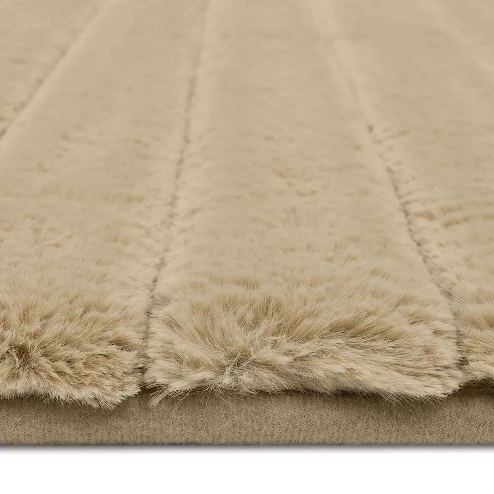 The Big One® Faux Fur Memory Foam Bath Rug 7 The Big One® Faux Fur Memory Foam Bath Rug - Image 5