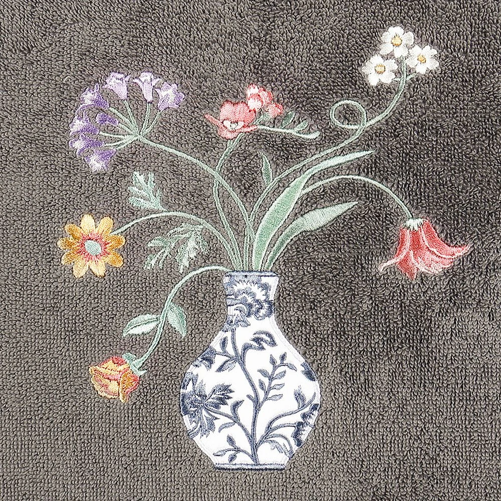 Linum Home Textiles Turkish Cotton Stella 4-piece Embellished Towel Set 8 Linum Home Textiles Turkish Cotton Stella 4-piece Embellished Towel Set - Image 6